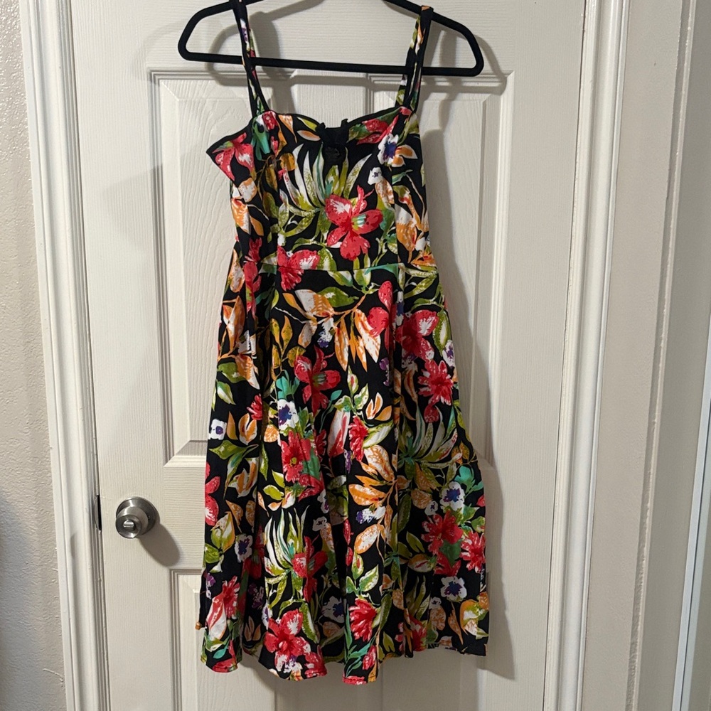 Hearts & Roses Floral Print Women's Dress